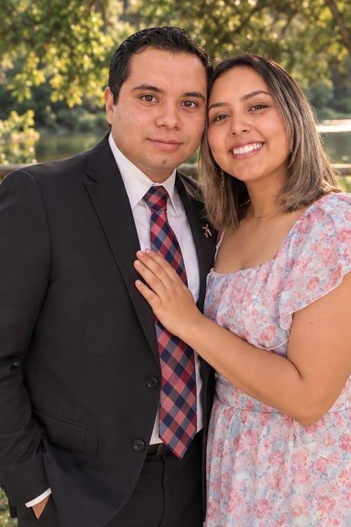 Esmeralda y Jehu, juntos al aire libre